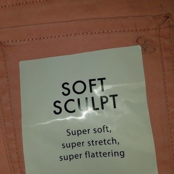 Jessica Simpson Women's Rolled Crop Skinny Jeans - Picture 7 of 8